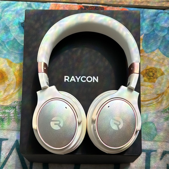 RAYCON The Everyday Headphones - Picture 5 of 14
